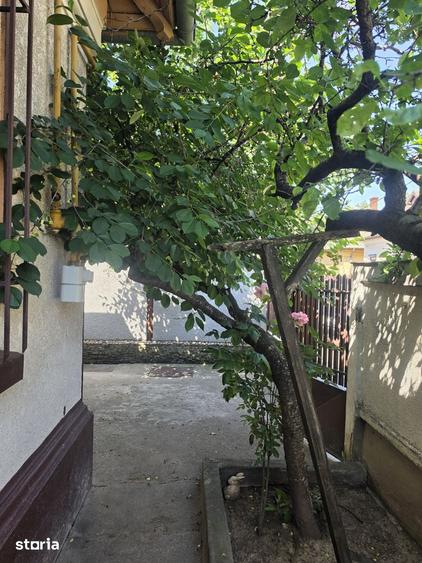 Casă cu 3 camere cu Teren 162 Mp în Vatra Luminoasă