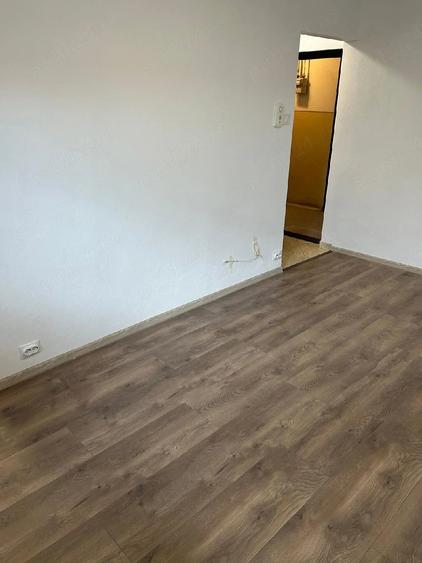 Garsonieră semidecomandată în Buziașului
