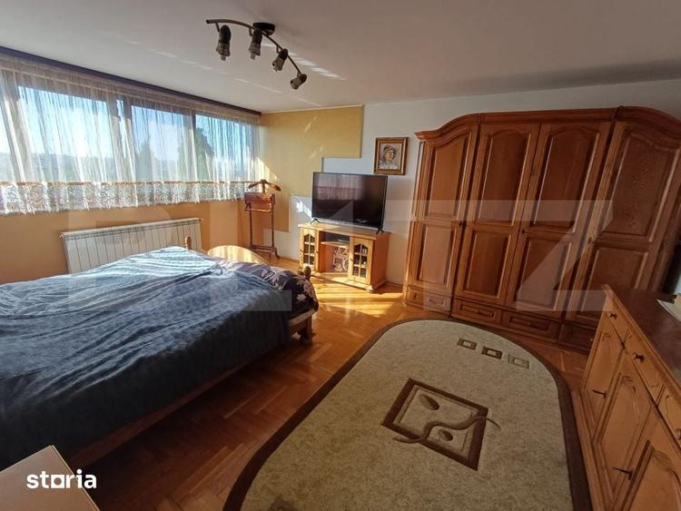 Casă cu 5 camere cu Teren 400 Mp în Obcini