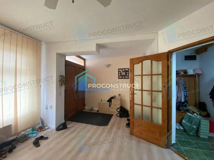 Casă cu 6 camere cu Canalizare în Iosefin