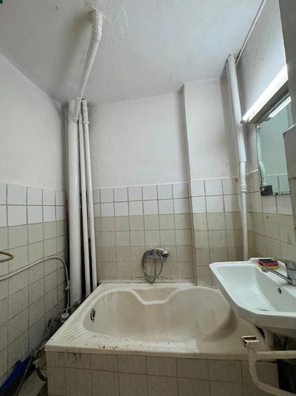 Garsonieră decomandată în Micălaca