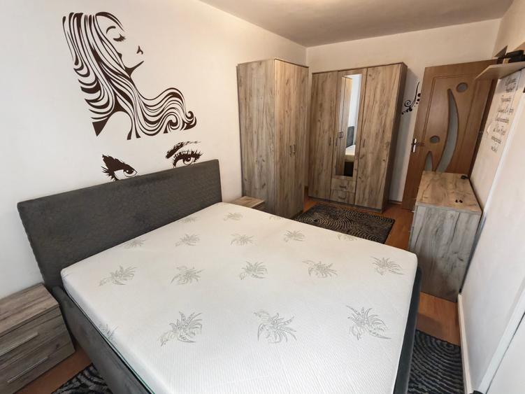 Apartament cu 2 camere nedecomandat în Girocului