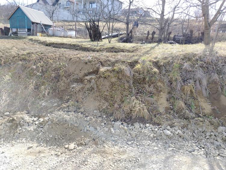 Teren Construcții intravilan de 1340 mp, în Dumbrava 2