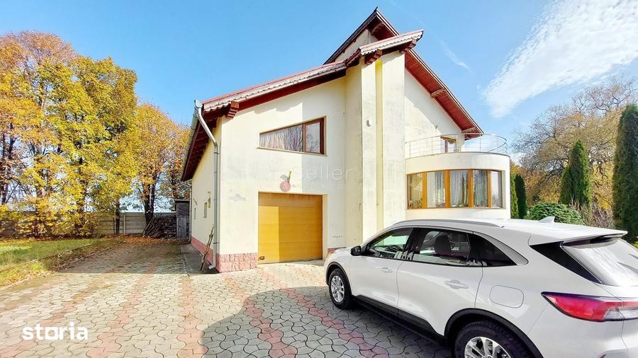 Casă cu 5 camere cu Teren 1500 Mp în Hălchiu