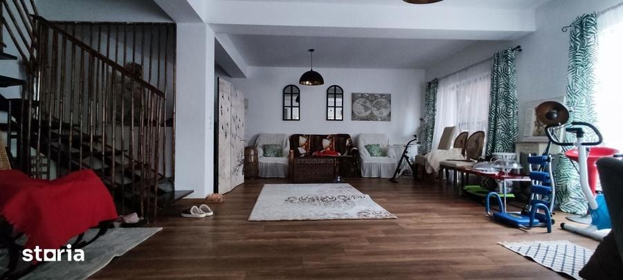Casă cu 4 camere cu Teren 187 Mp în Adunații-Copăceni