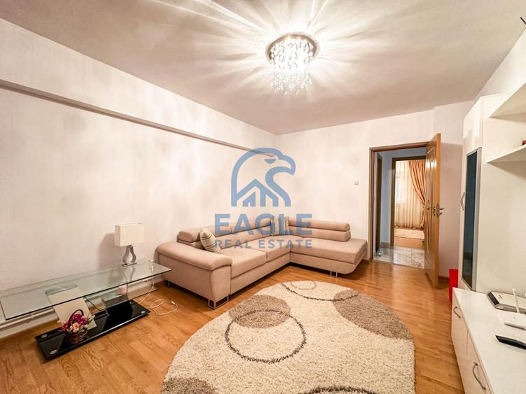 Apartament cu 2 camere decomandat, mobilat în Far