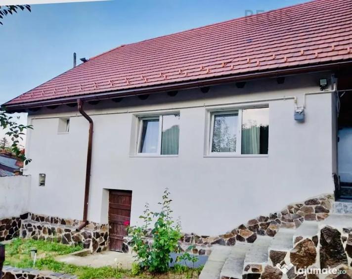 Casă cu 2 camere cu Teren 100 Mp în Schei