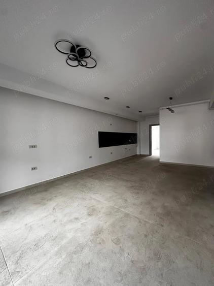 Apartament cu 3 camere în Brâncoveanu