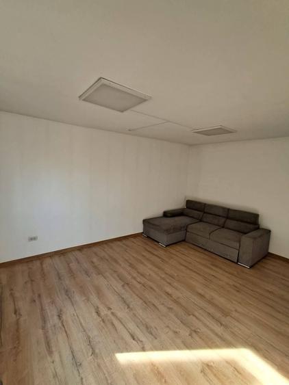 Casă cu 4 camere cu Teren 700 Mp în Central