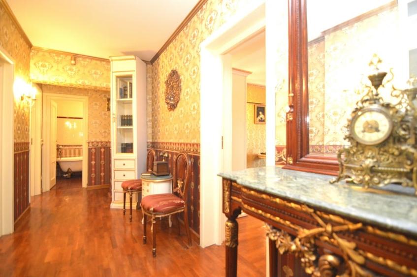 Apartament cu 3 camere decomandat, mobilat în Unirii