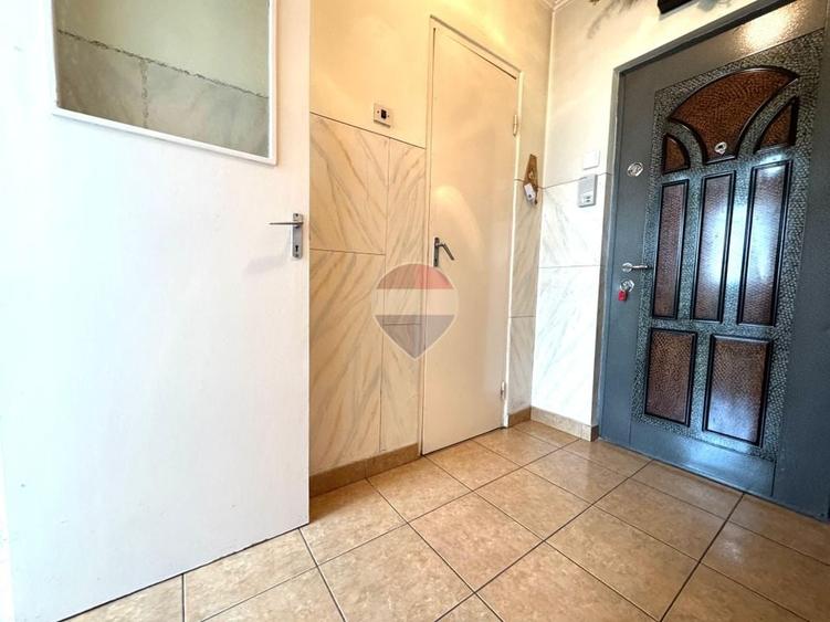 De Vânzare Apartament cu 2 camere,53.6 mp ut, etaj 3, Parcul Magnoliei - 10
