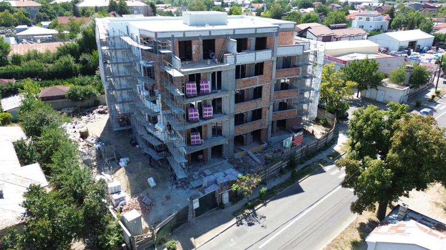 Garsonieră decomandată în Central