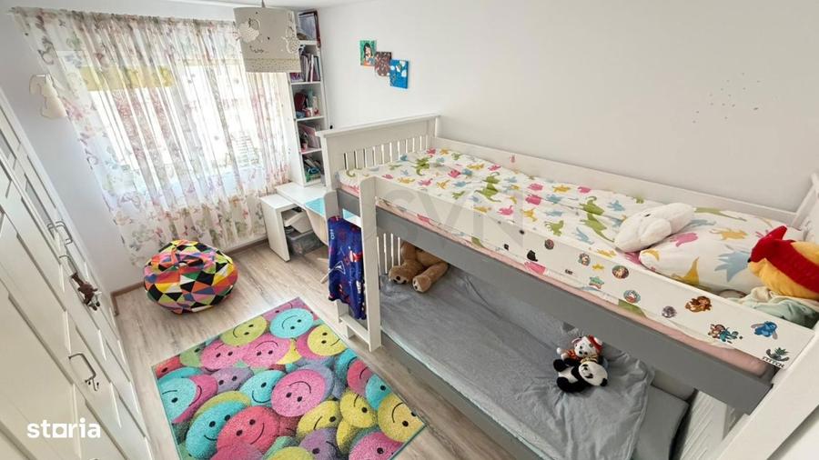 Apartament cu 4 camere decomandat în Pipera