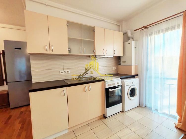 Apartament cu 2 camere semidecomandat, mobilat în Zorilor