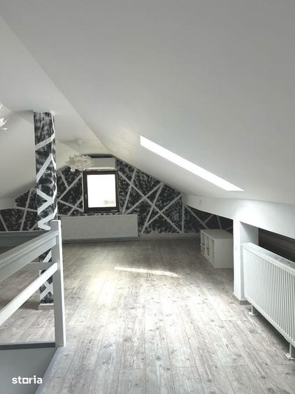 Apartament cu 4 camere în Central