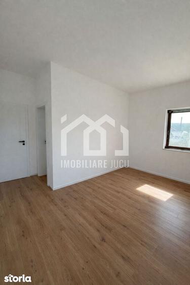 Casă cu 4 camere cu Teren 750 Mp în Jucu