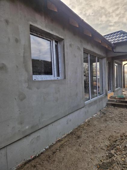 Casă cu Teren 2800 Mp în Tarcea