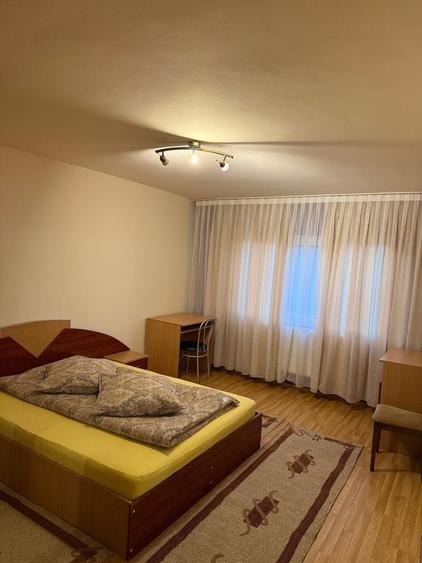 Apartament cu 2 camere decomandat în Lotus
