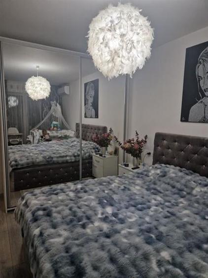 Apartament cu 2 camere decomandat în Tractorul — fotografia 1