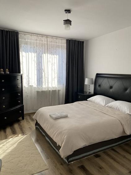 Apartament cu 2 camere decomandat în Livezeni