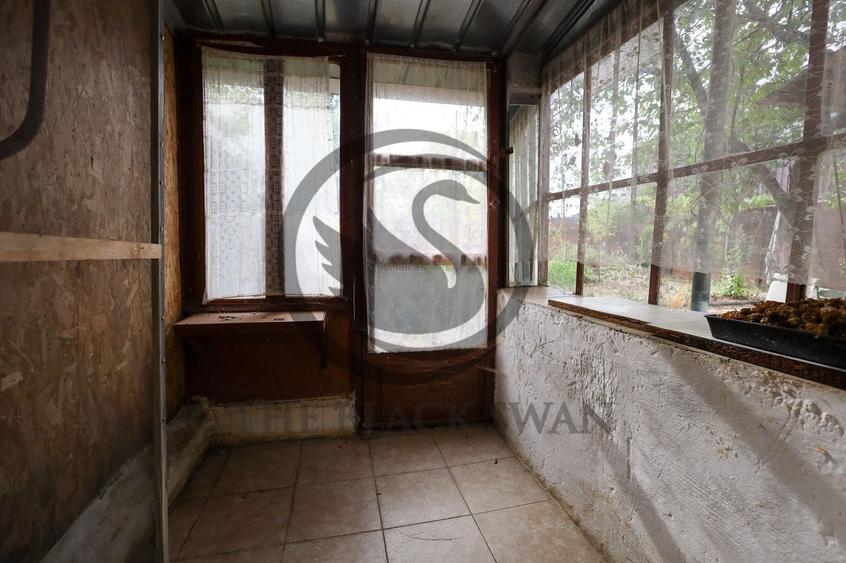 Casă individuală cu 3 camere cu Canalizare în Exterior Vest