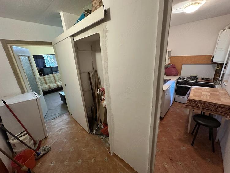 Garsonieră decomandată în Aradului