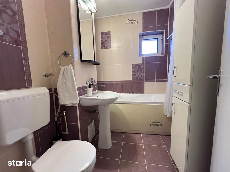 Apartament cu 3 camere, mobilat în Central