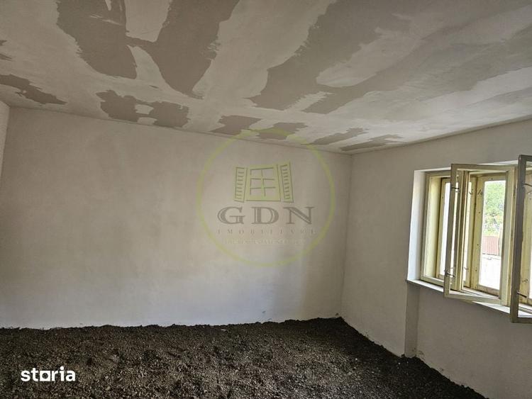 Casă cu 3 camere cu Teren 1011 Mp în Cărpinet
