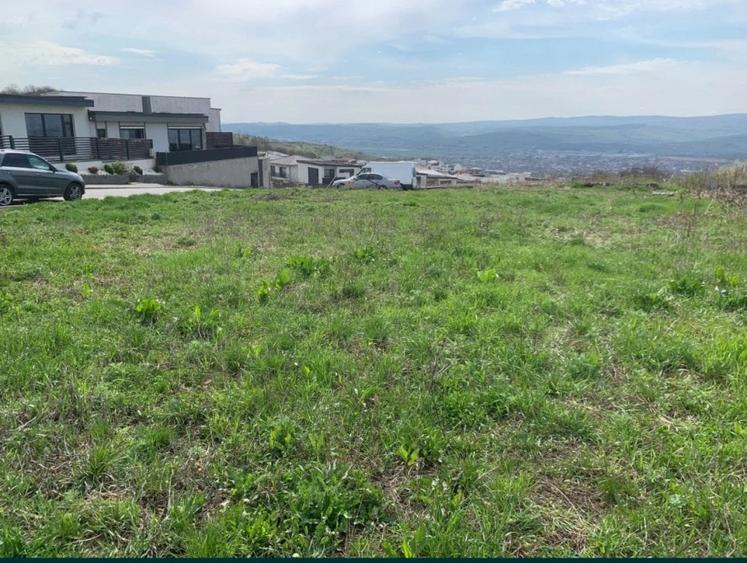 Teren Construcții intravilan de 1982 mp, în Iris
