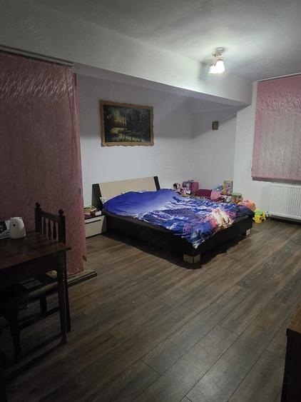 Apartament cu 2 camere decomandat în Florești