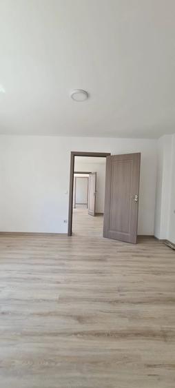 Casă cu Teren 200 Mp în Central