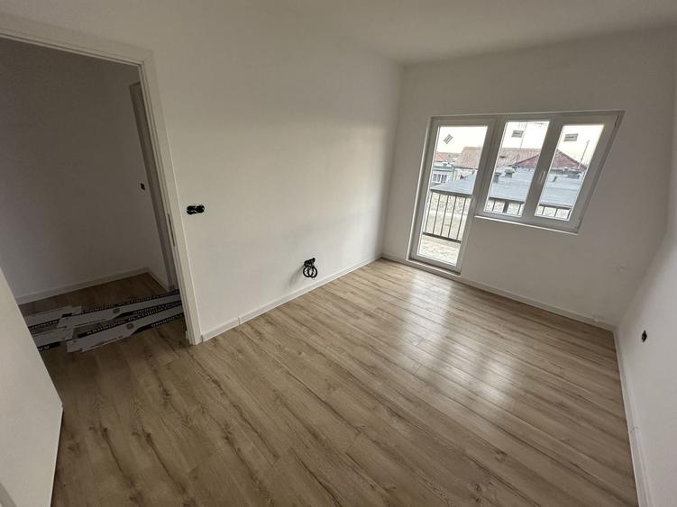 Apartament cu 2 camere semidecomandat în Bucovina