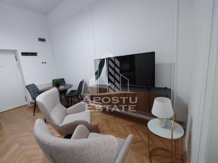 Apartament cu 2 camere nedecomandat, mobilat în Elisabetin
