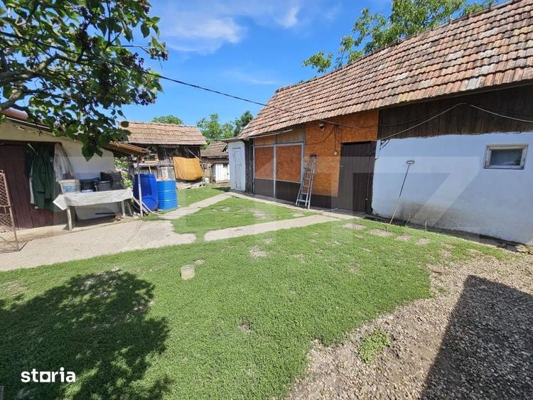Casa renovata, 4.237mp teren intravilan, Dublu front stradal, Razboien - 13
