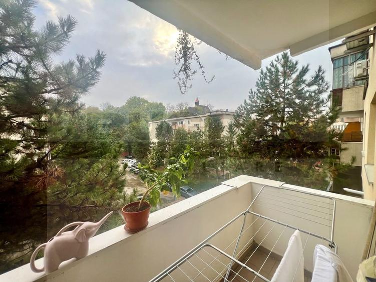 Apartament cu 4 camere decomandat, mobilat în Plopilor