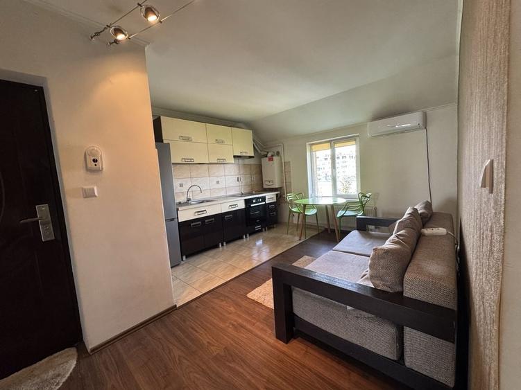 Apartament cu 2 camere semidecomandat în Nord