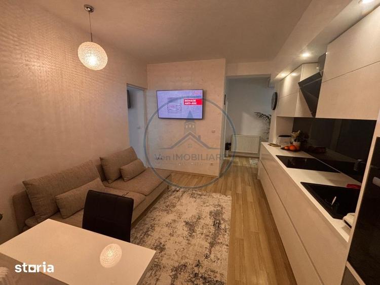 Apartament cu 3 camere în Independenței