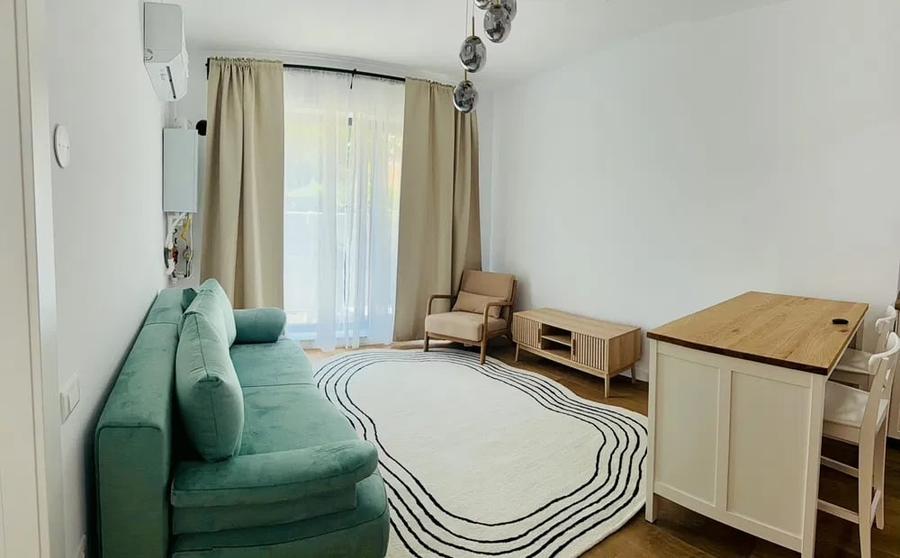 Apartament cu 2 camere decomandat, mobilat în P-ța Muncii