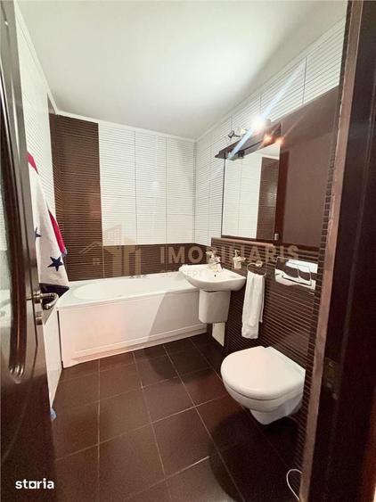 Apartament cu 3 camere în Traian