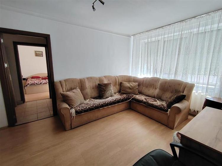 Apartament cu 2 camere semidecomandat în Ultracentral
