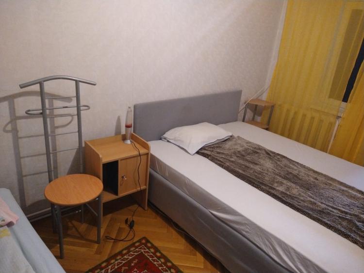 Casă individuală cu 5 camere cu Teren 455 Mp în Cetate