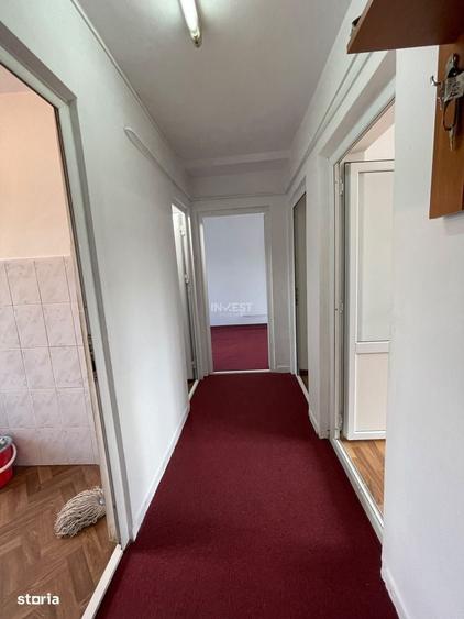 Apartament cu 3 camere decomandat în Păcurari