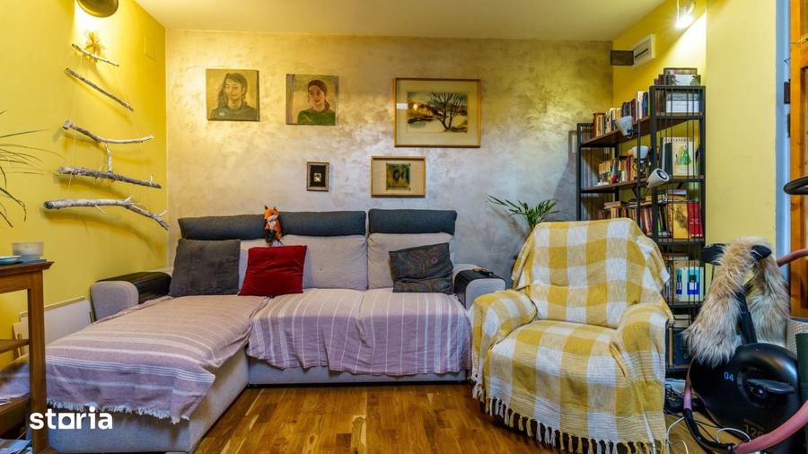 Apartament cu 3 camere semidecomandat, mobilat în Borhanci