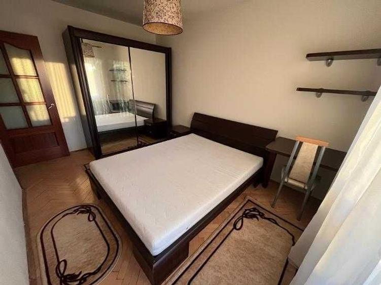 Apartament cu 4 camere decomandat în Exterior Vest