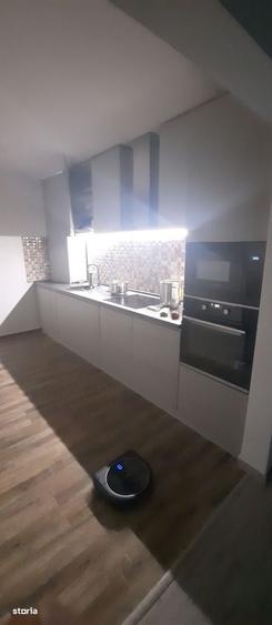 Casă cu 4 camere în Berceni