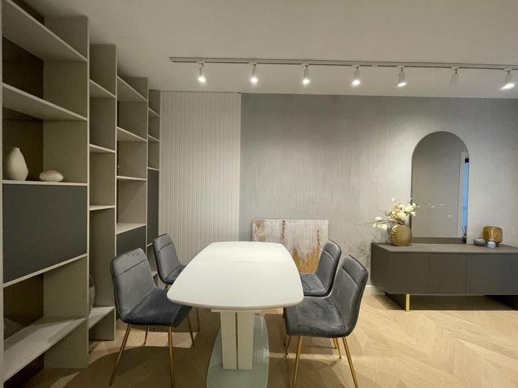 Apartament cu 4 camere în Aviației
