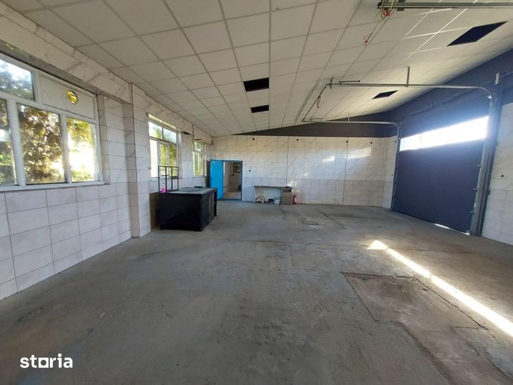 Spațiu comercial, de 250 mp, în Bascov
