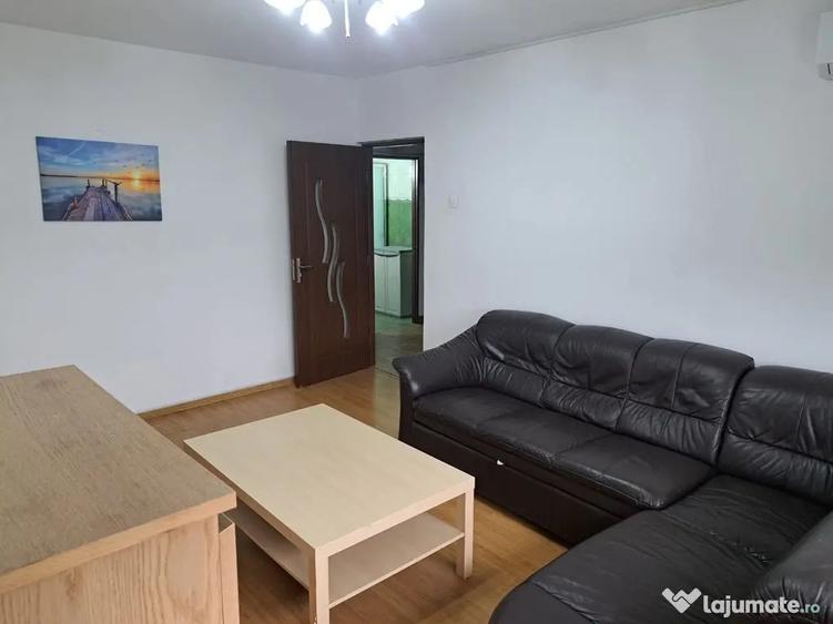 Apartament cu 2 camere decomandat în Eroii Revoluției