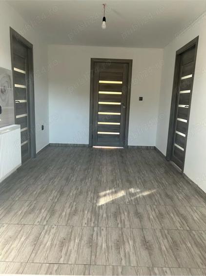 Casă cu Teren 1000 Mp în Ciumărna