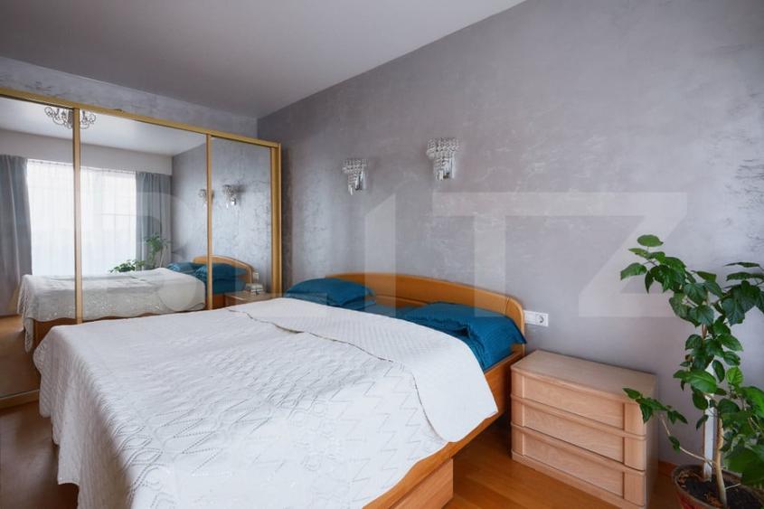 Apartament cu 3 camere decomandat în Central